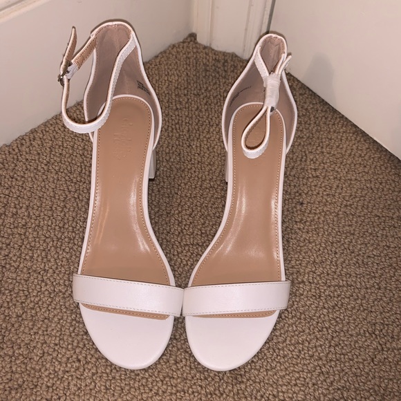 White heels - Picture 3 of 4